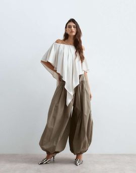 ARRANGE ARRANGE waist seam balloon leg pants in khaki-Green