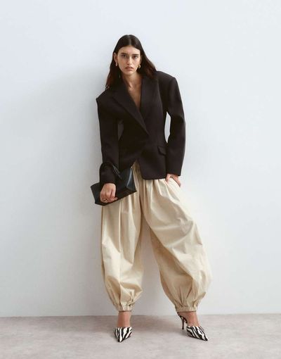 ARRANGE ARRANGE waist seam balloon leg pants in stone-Neutral