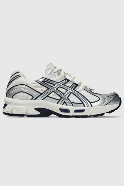 ASICS ASICS GEL-STRATUS MC Sportstyle Sneakers in Cream/Pure Silver at Urban Outfitters