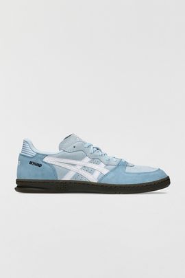 ASICS ASICS Skyhand OG Sportstyle Sneaker in Light Blue/White at Urban Outfitters