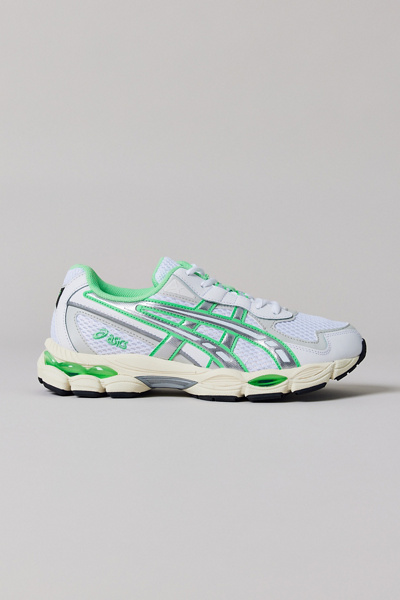 あんず ASICS - Women's GEL-NYC 2055 Runner Sneaker in White/Menthol