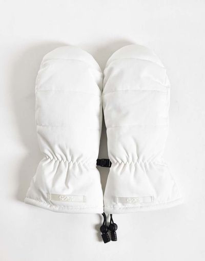ASOS 4505 Ski & Snow 4505 Ski insulated water repellent mittens in white