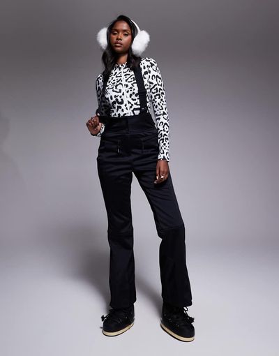 ASOS 4505 Ski & Snow ASOS 4505 Ski soft shell water repellent kick flare ski pants in black