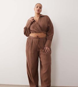 ASOS Curve ASOS DESIGN Curve Callie cheesecloth beach balloon pants in mocha-Brown