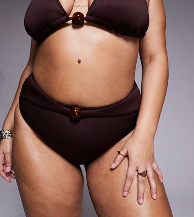 ASOS Curve ASOS DESIGN Curve Dora premium high leg high waist belted bikini bottoms with jumbo bead in chocolate-Brown