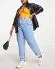 ASOS Curve ASOS DESIGN Curve high rise relaxed mom jeans in light wash-Blues - 2