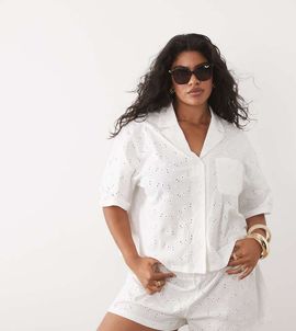 ASOS Curve ASOS DESIGN Curve jersey broderie short in white
