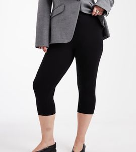 ASOS Curve ASOS DESIGN Curve jersey capri leggings in black