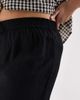 ASOS Curve ASOS DESIGN Curve linen blend shorts in black - 4