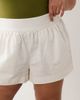 ASOS Curve ASOS DESIGN Curve linen look pull on shorts in off white - 3