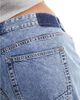 ASOS Curve ASOS DESIGN Curve low rise baggy jeans in mid blue - 3