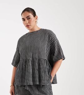 ASOS Curve ASOS DESIGN Curve oversized short sleeve peplum top in check-Multi