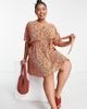 ASOS Curve ASOS DESIGN Curve plisse short sleeve wrap style mini dress in orange ditsy floral-Multi - 1