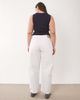 ASOS Curve ASOS DESIGN Curve slim barrel jeans in white - 3