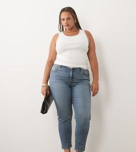ASOS Curve ASOS DESIGN Curve slim fit mom jeans in authentic mid wash-Blue