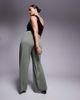 ASOS Curve ASOS DESIGN Curve soft handle pleated wide leg pants in sage-Green - 4