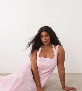 ASOS Curve ASOS DESIGN Curve square neck maxi sundress with peekaboo bust in pink gingham-Multi