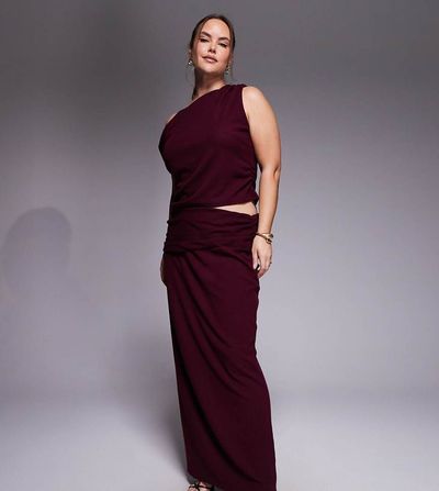 ASOS Curve ASOS DESIGN Curve textured rib column maxi skirt in burgundy - part of a set