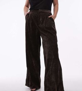 ASOS Curve ASOS DESIGN Curve textured velvet tailored wide leg pants in chocolate-Brown