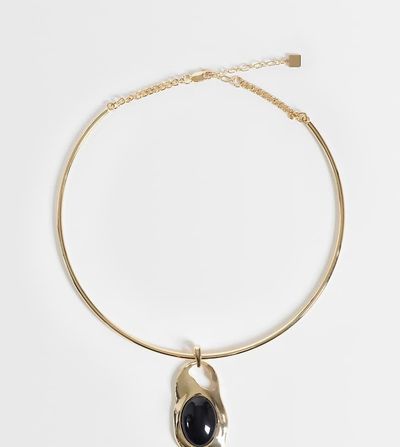 ASOS Curve ASOS DESIGN Curve torque choker necklace with black pendant in gold tone