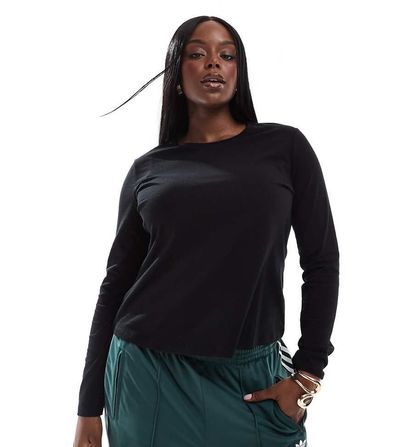 ASOS Curve ASOS DESIGN Curve ultimate slim fit t-shirt with long sleeve in black
