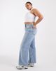 ASOS Curve ASOS DESIGN Curve wide leg dad jeans in light wash with knee rips-Blue - 3