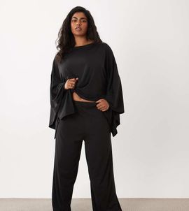 ASOS Curve ASOS DESIGN Curve wide leg pants in black - part of a set-Brown