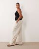 ASOS Curve ASOS DESIGN Curve wide leg pants with pleat detail in linen blend in natural squiggle-Neutral - 2
