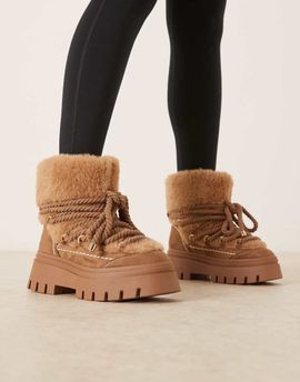 ASOS DESIGN ASOS DESIGN Acclaim shearling lace up snow boots in taupe-Blonde