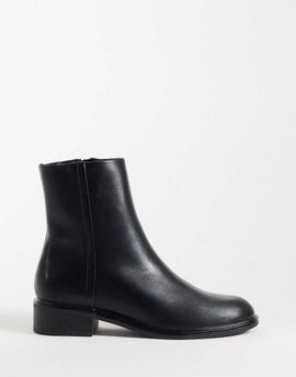 ASOS DESIGN ASOS DESIGN Angus smart flat ankle boots in black