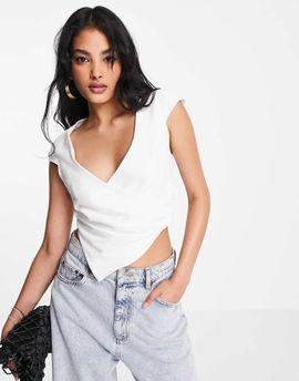 ASOS DESIGN ASOS DESIGN asymmetric cap sleeve top with button detail in white