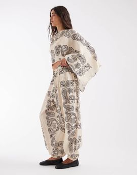 ASOS DESIGN ASOS DESIGN balloon pants set bandana print in brown-Multi