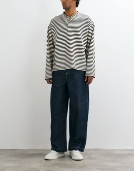 ASOS DESIGN ASOS DESIGN barrel jeans in raw indigo with embroidery and contrast stitch-Blue