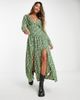 ASOS DESIGN ASOS DESIGN batwing button through casual midi teadress in green daisy floral-Multi - 4