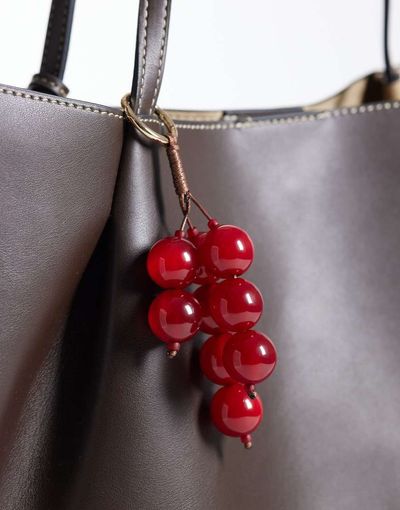 ASOS DESIGN ASOS DESIGN berry bag charm in red