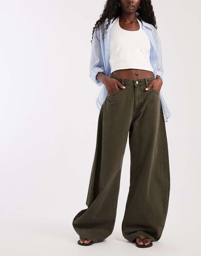 ASOS DESIGN ASOS DESIGN Bow Barrel Jeans in khaki-Blue