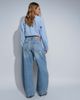 ASOS DESIGN ASOS DESIGN bow barrel leg jeans in light-medium blue - 3
