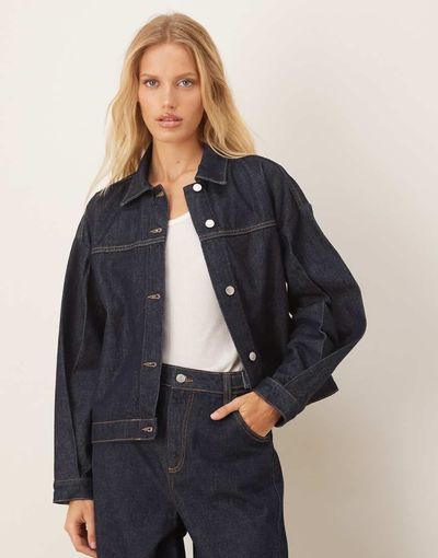 ASOS DESIGN ASOS DESIGN boxy denim jacket with back pleat in indigo-Blue