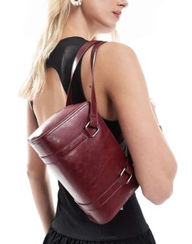 ASOS DESIGN ASOS DESIGN boxy shoulder bag in burgundy-Red