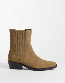 ASOS DESIGN ASOS DESIGN chelsea boots with cuban heel and concealed gusset in light brown