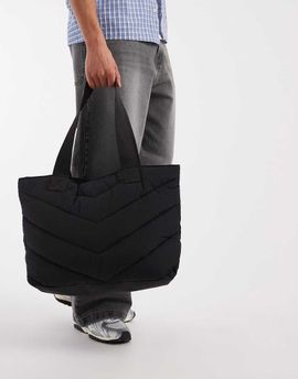 ASOS DESIGN ASOS DESIGN chevron puffer tote bag in black-Navy
