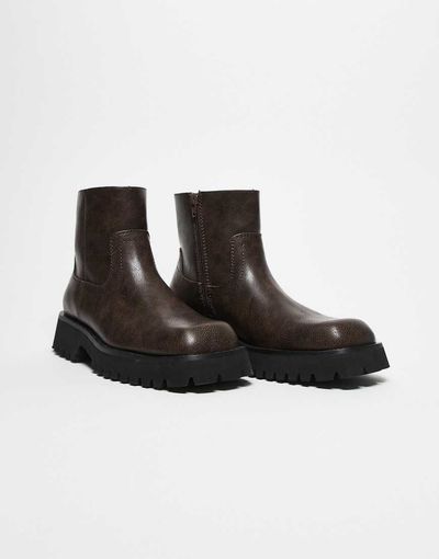 ASOS DESIGN ASOS DESIGN chunky chelsea boots in brown-Black