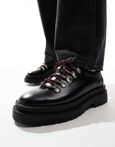 ASOS DESIGN ASOS DESIGN chunky hiker shoes in black with contrast lace