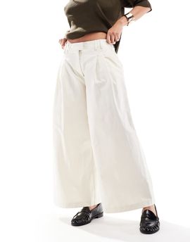 ASOS DESIGN ASOS DESIGN clean cotton cropped wide leg pants with seam detail in cream-White