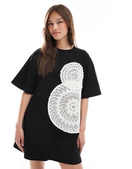 ASOS DESIGN ASOS DESIGN crochet T-shirt mini dress in black