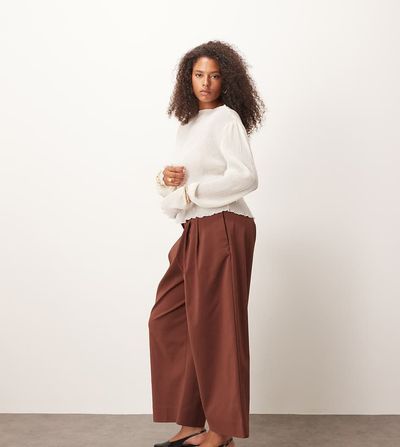 ASOS DESIGN ASOS DESIGN Curve tailored cropped adjustable tab waist pants in chocolate-Brown