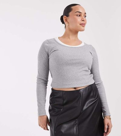 ASOS DESIGN ASOS DESIGN Curve tailored faux leather mini pelmet skirt with slit in black