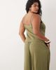ASOS DESIGN ASOS DESIGN Curve Tailored scoop neckline vest in sage-Green - 3