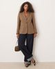 ASOS DESIGN ASOS DESIGN Curve textured relaxed blazer in brown herringbone - 3