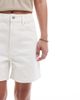 ASOS DESIGN ASOS DESIGN denim dad shorts in white - 3